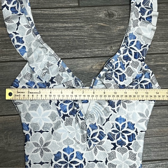 Somedays Lovin Sapphire Pools One Piece Swimsuit Small Deep V Ruffles - Picture 8 of 16